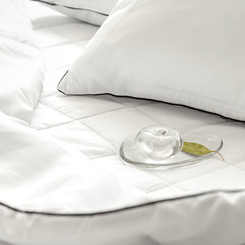Nard Relaxa Deep Sleep Set (Comforter + Pad + Pillowcase) Super Single (White/Charcoal)