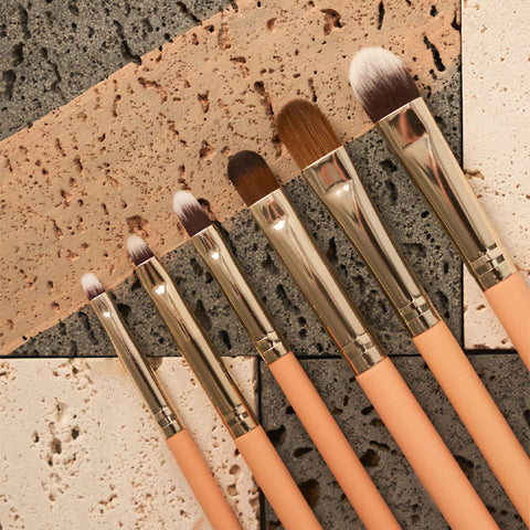 The Tool Lab 302 Retractable Lip Makeup Brush