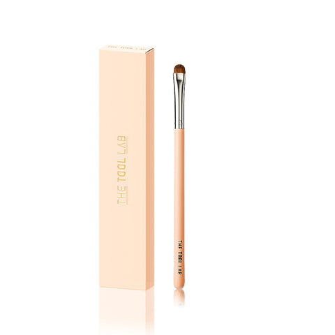 The Tool Lab 226 Eyeshadow Makeup Brush Detail
