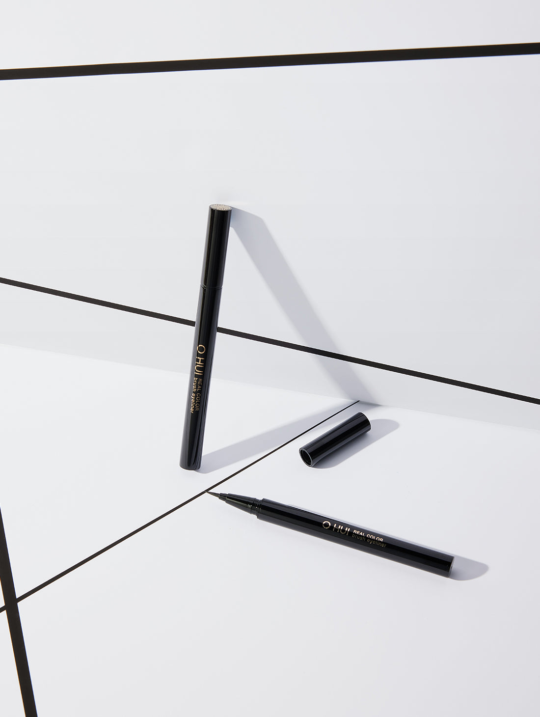 OHUI Real Color Brush Eyeliner Black 10g