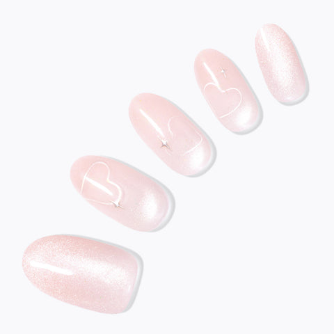 Dashing Diva Magic Press Blushing Heart (Almond) Nail Tips