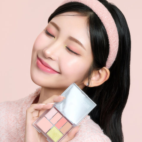 Chosungah Beauty 16Brand My Magazine Eyeshadow Multi Palette 7.1g