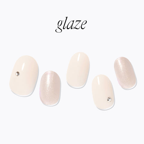 Dashing Diva Glaze Soft Glitz Nail Stickers
