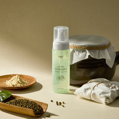 MommyCare Mung Bean & Green Tea Sebum Melting Enzyme Tone-Up Bubble Cleanser 200ml