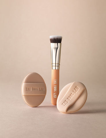 The Tool Lab Skin Fit Conceal Duo Concealer Brush Set (1 Brush 4 Finger Puffs Mini Soap & Case)