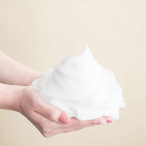 AMPLE:N Hyaluron Shot Bubble Cleanser 450ml
