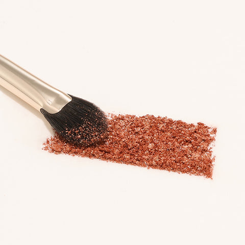 The Tool Lab 228 Eyeshadow Base Brush
