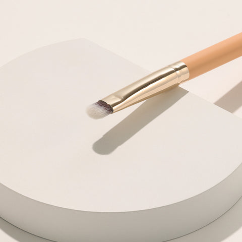 The Tool Lab 207 Cream Eyeshadow Makeup Brush