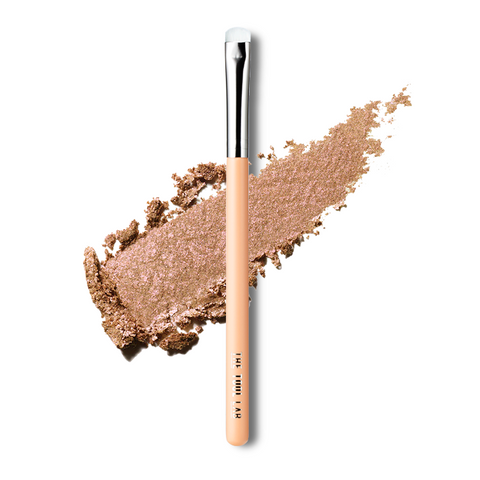 The Tool Lab 205 Small Eyeshadow Brush (Ice Merge)