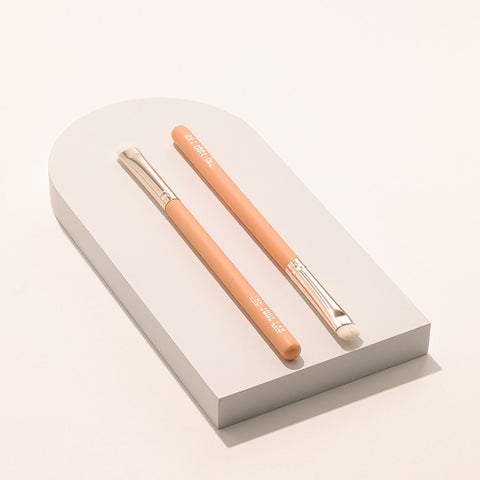 The Tool Lab 205 Small Eyeshadow Brush (Ice Merge)