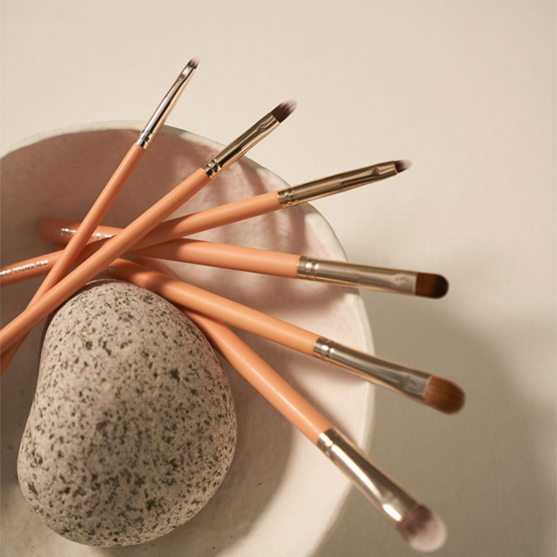 The Tool Lab 302 Retractable Lip Makeup Brush