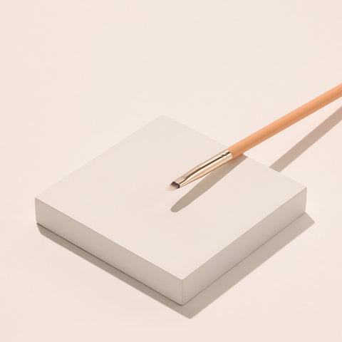 The Tool Lab 219 Eyeliner Concealer Brush (Spot Cover)