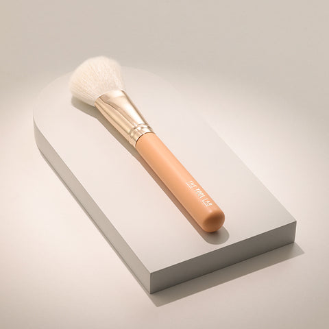 The Tool Lab 155 Angled Blusher & Shading Makeup Brush