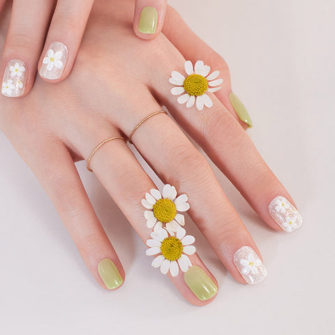 Dashing Diva Magic Press Flowering (Regular Round) Nail Tips