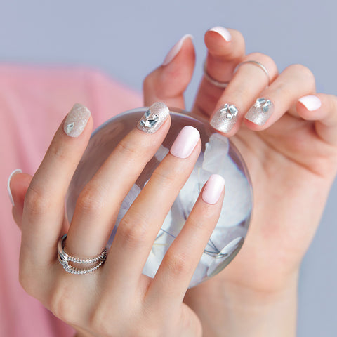 Dashing Diva Magic Press Starlit Aura (Regular Round) Nail Tips