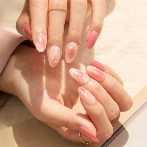 Dashing Diva Magic Press Love Delight (Almond) Nail Tips