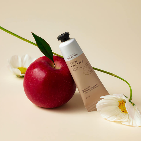 BEYOND Deep Moisture Smoothing / Total Recovery Intense Hand Cream 30 ml