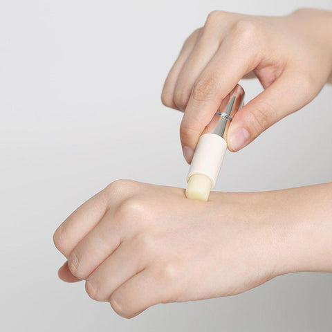 Soonsu Beauty Healer Calming Lip Balm c-PDRN 0.3% side view