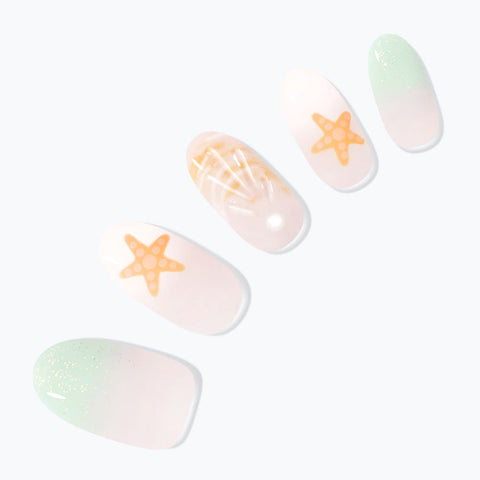 Dashing Diva Magic Press Ocean Glow (Almond) Nail Tips