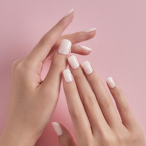 Dashing Diva Magic Press Marshmallow (Regular Round) Nail Tips