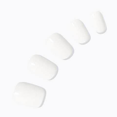 Dashing Diva Magic Press Steady White (Regular Round) Nail Tips