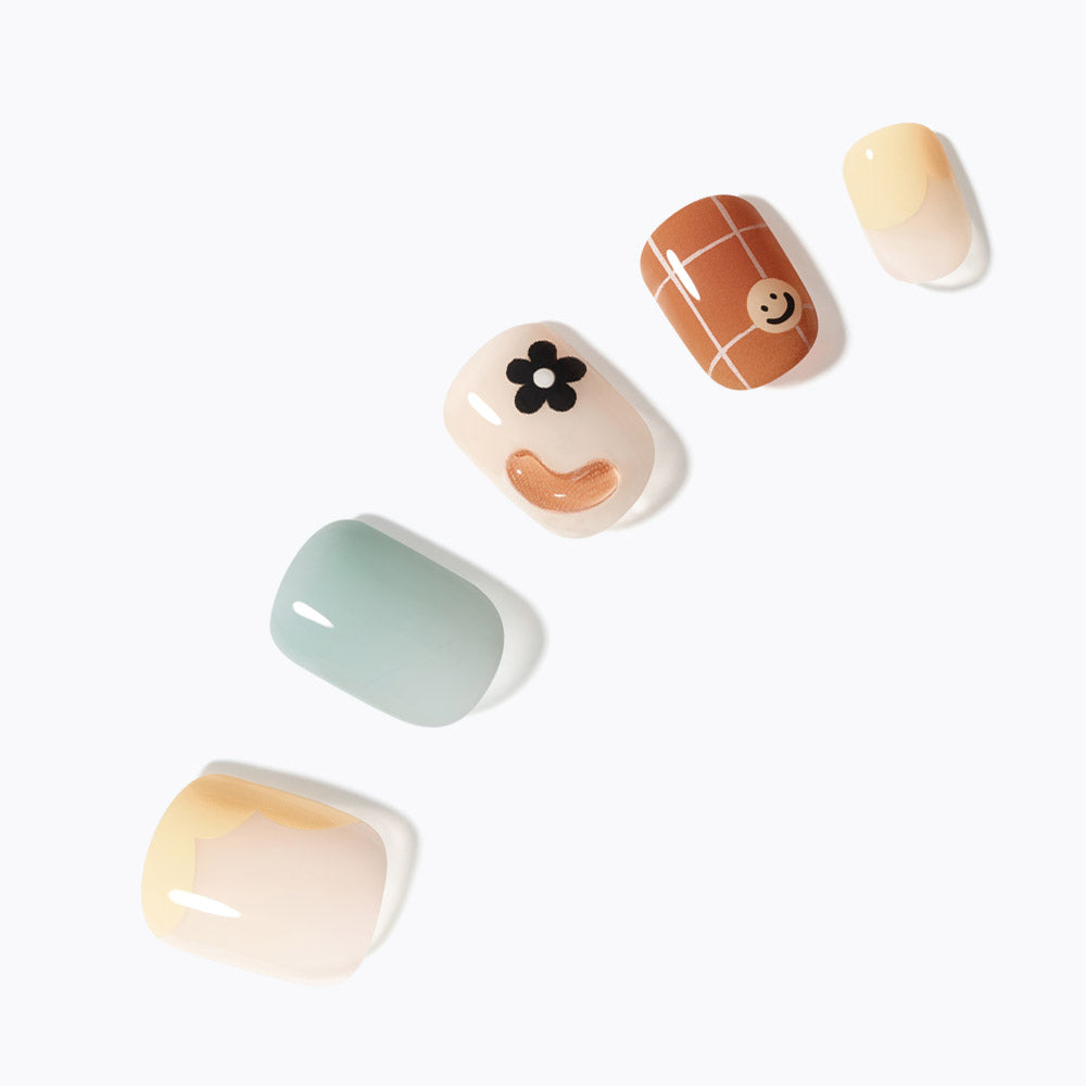 Dashing Diva Magic Press Poki Poki (Short Square) Nail Tips