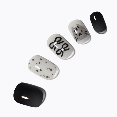 Dashing Diva Magic Press Chic Cat (Regular Round) Nail Tips