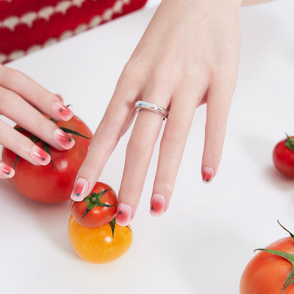 Dashing Diva Magic Press Mini Tomato (Regular Round) Nail Tips