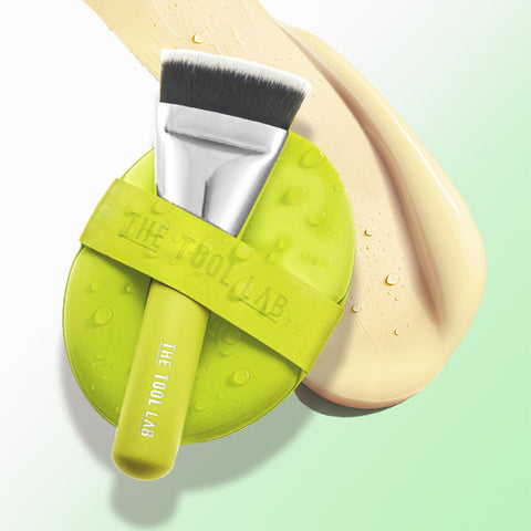 The Tool Lab Aqua Duo Close-Fit Fitting Duo (1 Brush + 2 Puffs + Case)