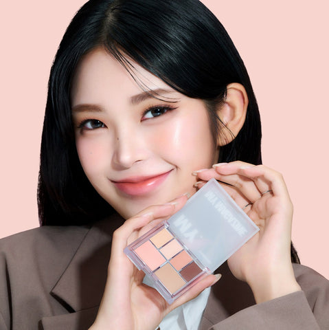 Chosungah Beauty 16Brand My Magazine Eyeshadow Multi Palette 7.1g