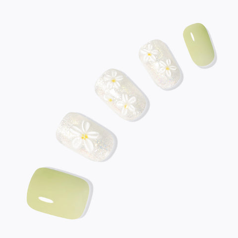 Dashing Diva Magic Press Flowering (Regular Round) Nail Tips