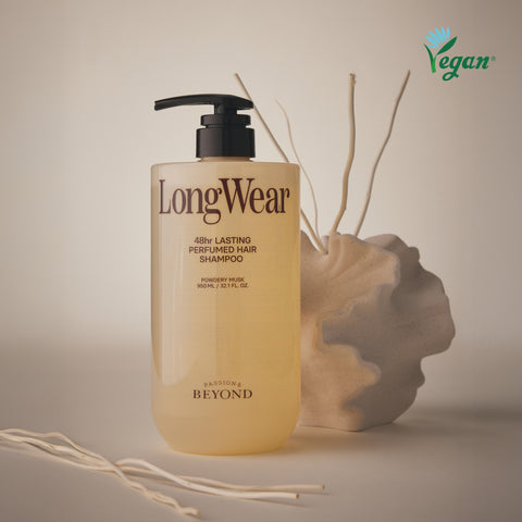 BEYOND Longwear Perfumed Shampoo Powdery Musk 950ml