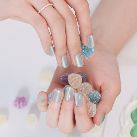 Dashing Diva Magic Press Mint Aurora (Regular Round) Nail Tips