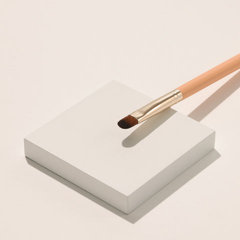 The Tool Lab 211 Lip Concealer Makeup Brush