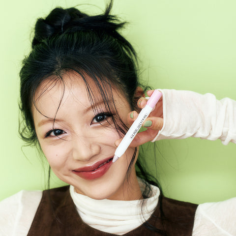 Tiptoe Glide Shadow Stick 1.7g (7 Shades)