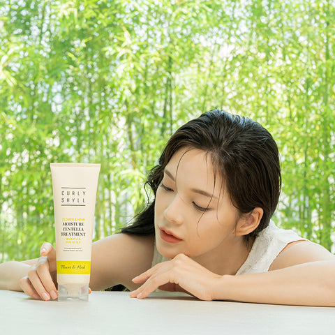 Curlyshyll Moisture Centella Treatment 250ml