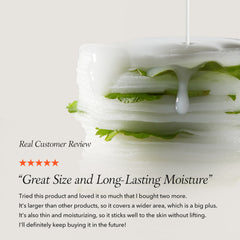 Product packaging with text about size and moisture retention