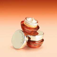 Soonsu Beauty Concentrated Ginseng Rejuvenating Eye Cream texture close-up