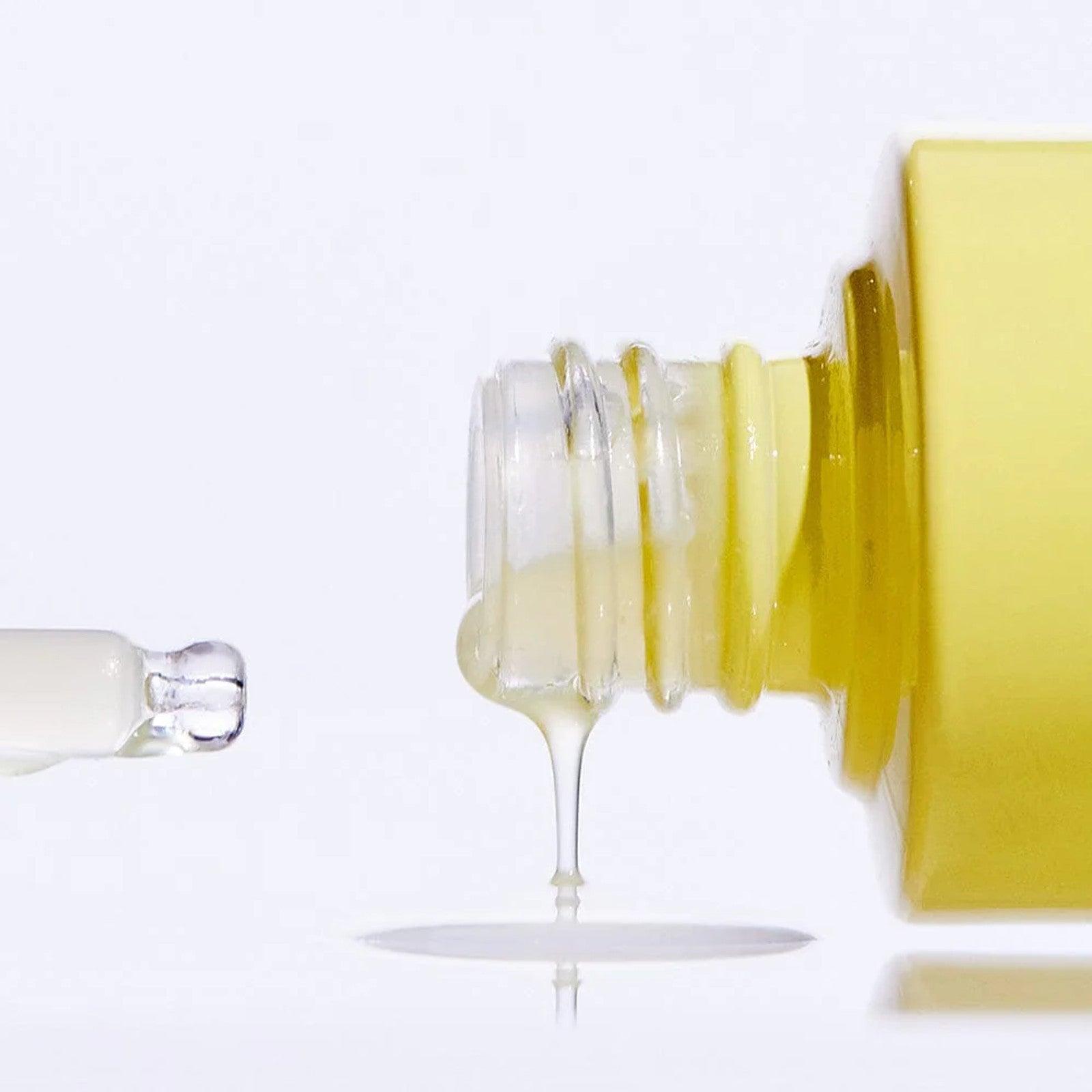 Soonsu Beauty Green Lemon Vita C Blemish Serum side view
